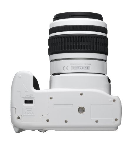 Pentax K-x 12.4 MP Digital SLR with 2.7-inch LCD and 18-55mm f/3.5-5.6 AL Lens (White)