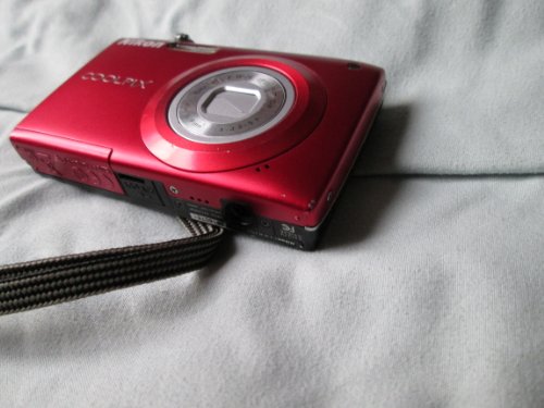 Nikon Coolpix S205 Camera Digital