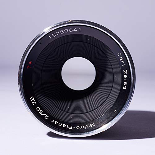 Zeiss 50mm f/2.0 Makro Planar ZF Manual Focus Macro Lens for The Nikon F AI-S Bayonet SLR System.