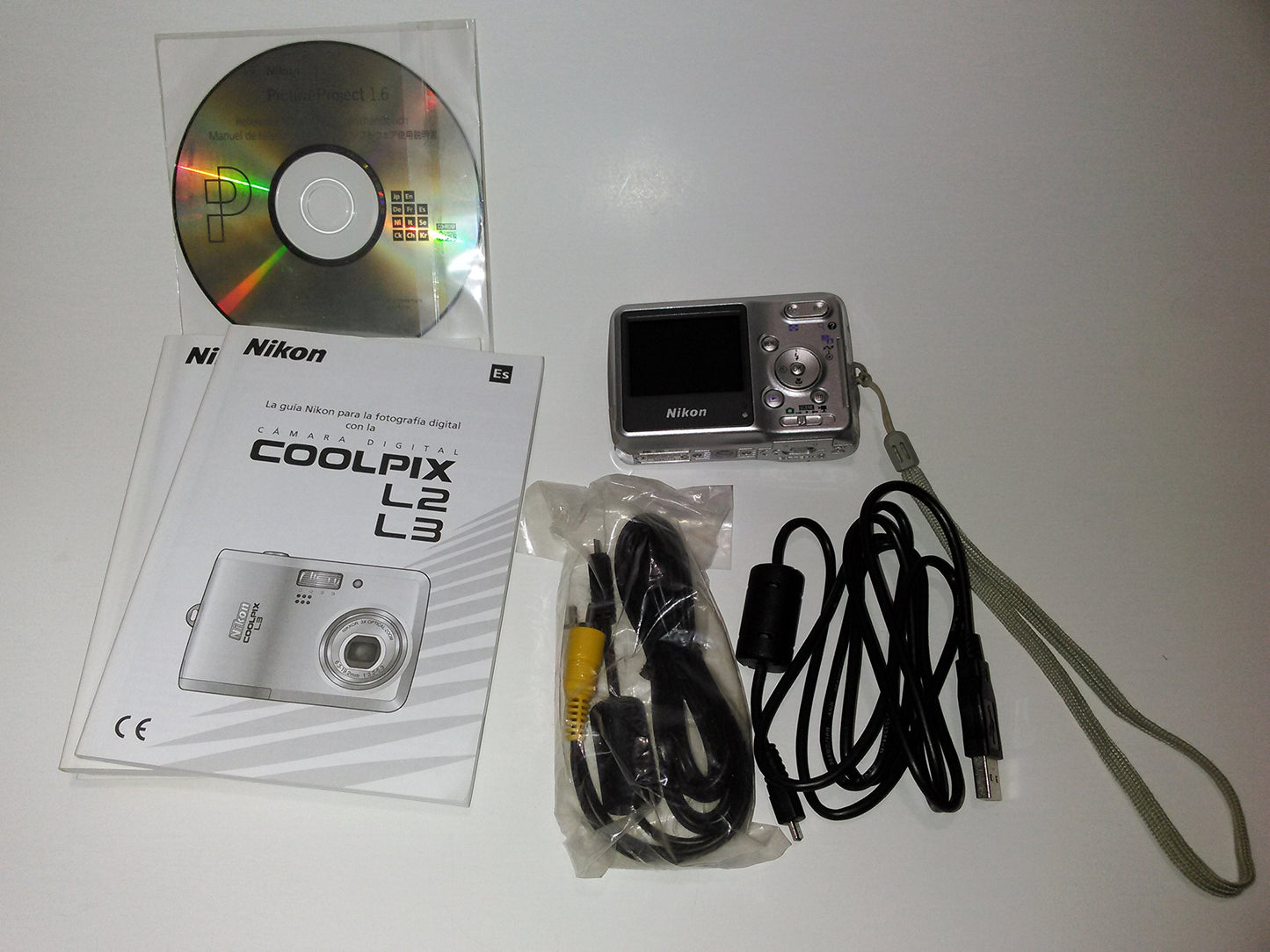 Nikon Coolpix L3 5.1MP Digital Camera with 3x Optical Zoom