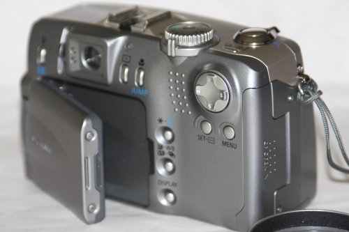 Used Canon PowerShot G2 Digital Point & Shoot Camera
