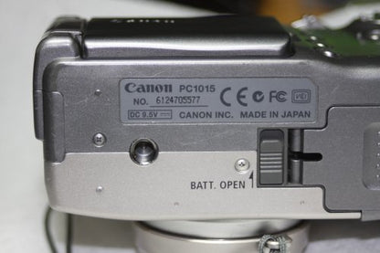 Used Canon PowerShot G2 Digital Point & Shoot Camera