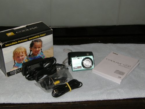 Nikon Coolpix S220 Camera Digital