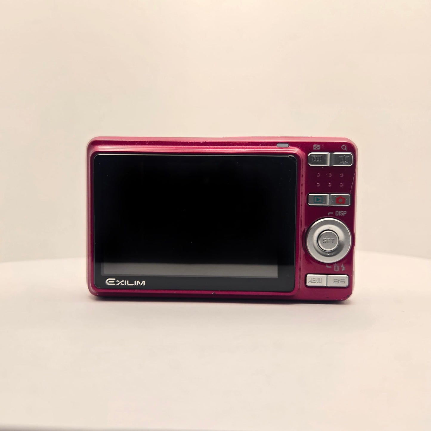 Yahemi Exilim Ex-Z29 10.1MP Compact Digital Camera Bundle with Carrying case, Tripod, Battery & Charger and a Microfiber Cloth [Red]