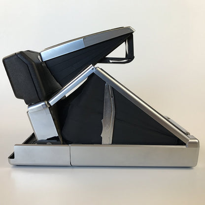 Polaroid SX-70 - Land Camera Model 2