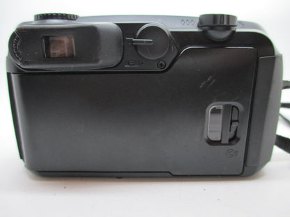 Pentax IQ Zoom 160 35mm Camera