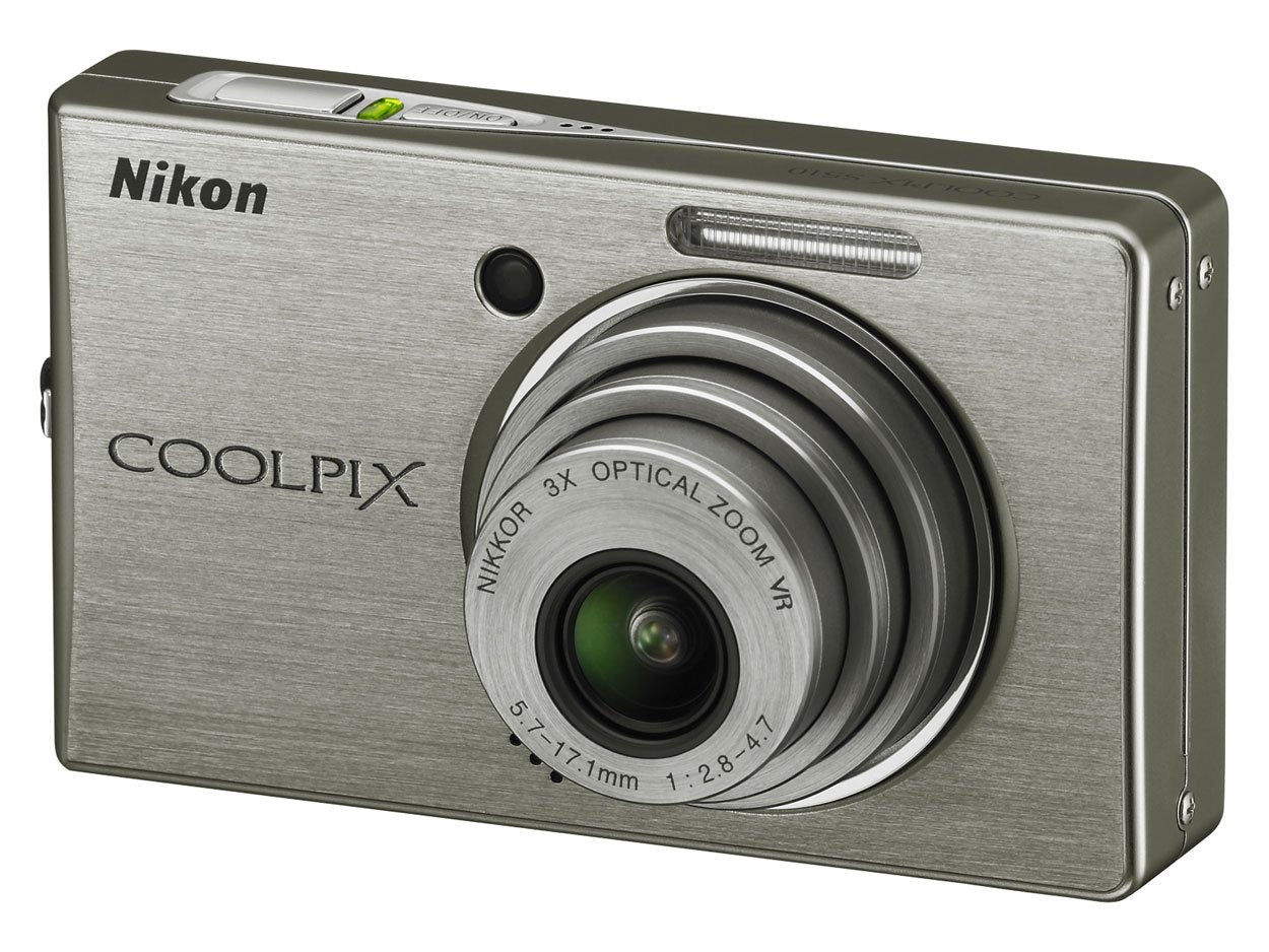 Nikon COOLPIX S510 8 Megapixel Digital Camera - Silver