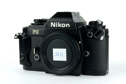 Nikon FG 35mm Film SLR Camera Black Body