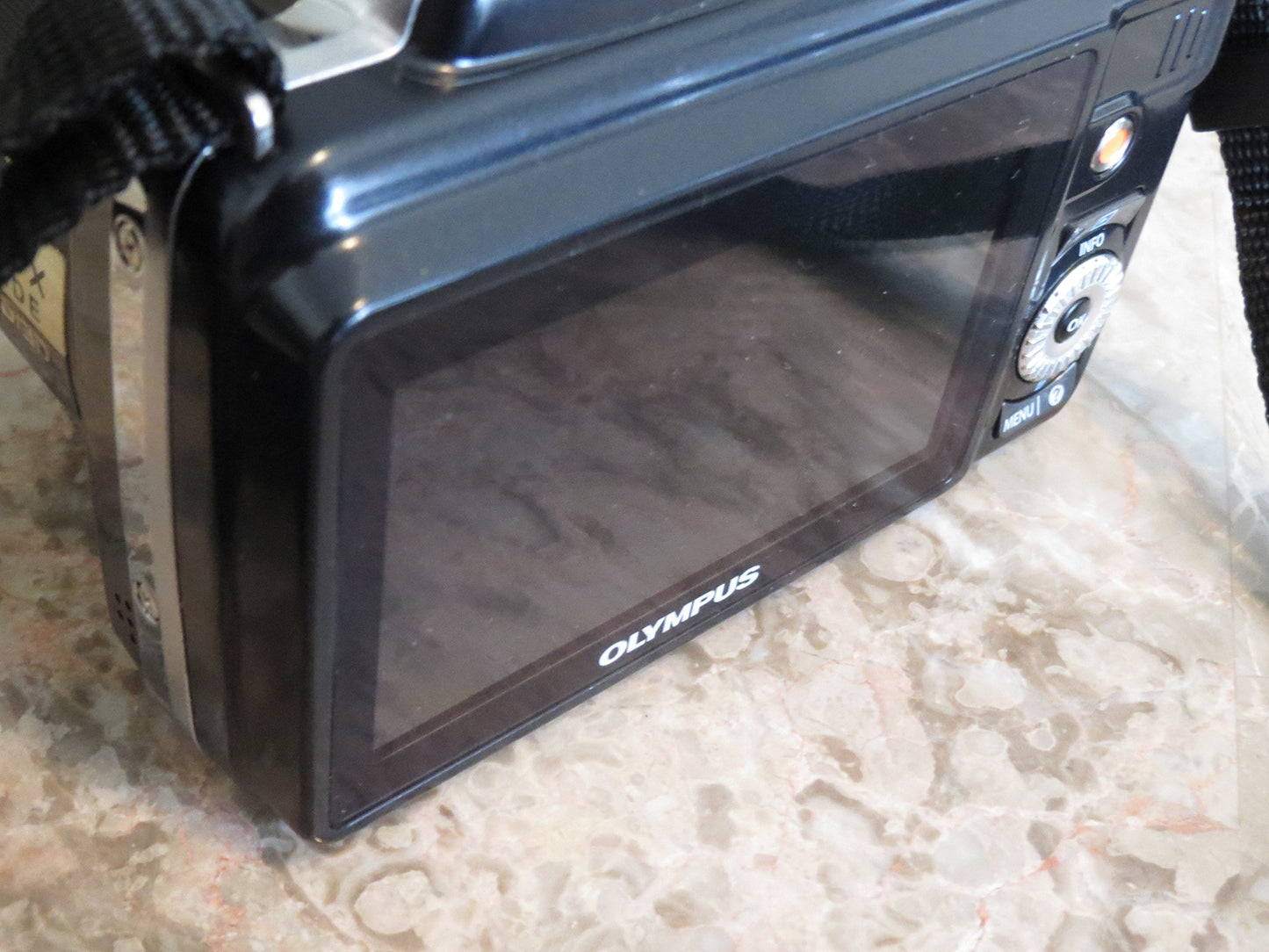 Olympus Sp-815uz 14mp Digital Camera Hdmi 36x Wide Angle 3d - Black