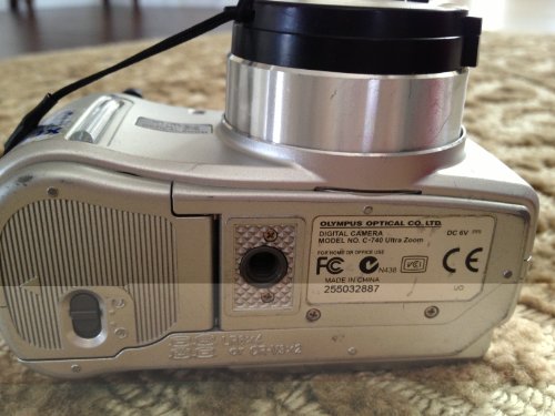 Olympus C-740 3MP Digital Camera with 10x Optical Zoom