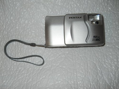 Pentax IQ Zoom 90MC Quartz Date Camera