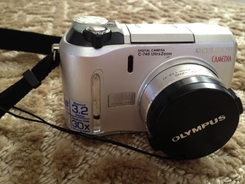 Olympus C-740 3MP Digital Camera with 10x Optical Zoom