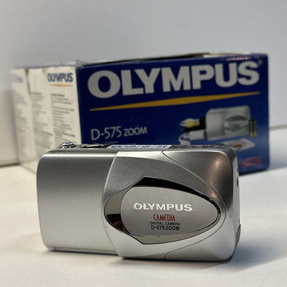 Olympus Camedia D-575 Zoom 3.2MP Compact Digital Camera