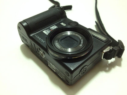 Nikon Coolpix P5100 12.1MP Digital Camera with 3.5x Optical Vibration Reduction Zoom