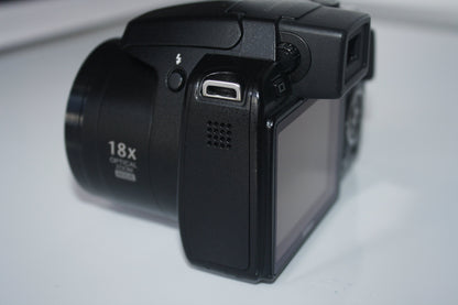 Nikon Coolpix P80 10.1MP Digital Camera with 18x Wide Angle Optical Vibration Reduction Zoom (Black)