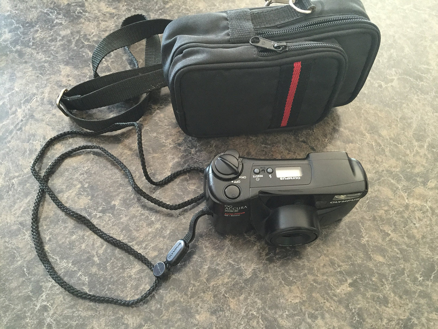Olympus Infinity Accura Zoom 80 Camera